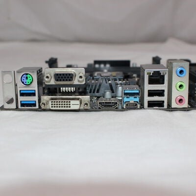 【通販センター】中古  ASRock Z390 Phantom Gaming 4 (Z390 1151 ATX DDR4) 138883 