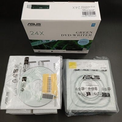 【大須店】中古  ASUS DRW-24D5MT (SATA 24X ｽｰﾊﾟｰﾏﾙﾁ ｿﾌﾄ付 黒) 3120022030 