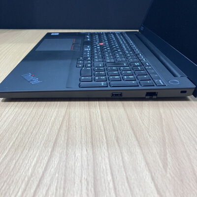 【甲府飯田店】中古  Lenovo ThinkPad E15 (INTEL Core i3 10110U 2.1GHz/8GB/SSD256GB/-/オンボード/15.6/1920x1080/Wi-Fi/WEBCAM/W11H64) 178719 