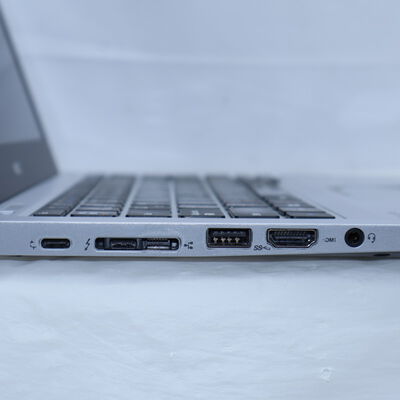 【通販センター】中古  【ジャンク品/保証無/返品質問不可】NEC PC-VKM17BZC3 (Intel Core i5 8350U 1.70GHz/8GB/SSD256GB/なし/オンボード/12.5/1366x768/Wi-Fi/WEBCAM/OSなし) 184424 
