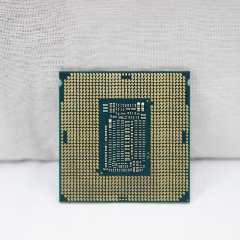 CPUのみ 9700k i7 core 中古品　Intel Intel (BX80684I79700K Processor Octa-Core GHz 3.6 i7-9700K Core CPU