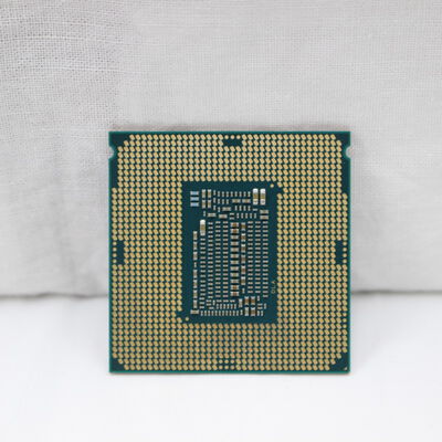 【通販センター】中古  INTEL Core i7 9700K (1151/3.60GHz/12M/C8/T8) 138481 
