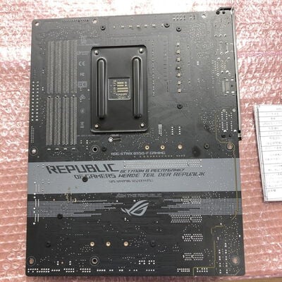【宮崎恒久店】中古  ASUS ROG STRIX B550-F GAMING (B550 AM4 ATX DDR4) 142907 