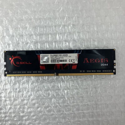 【秋葉原本店】中古  PC4-21300 16GB デスクトップ用(DDR4-2666) 135638 
