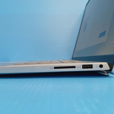 【大須店】中古  Dell Inspiron P117F 3120023950 