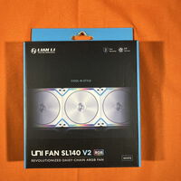 中古  Lian Li SL140-1W V2(UNI FAN SL140 V2 WT 1PK) 3280021729 