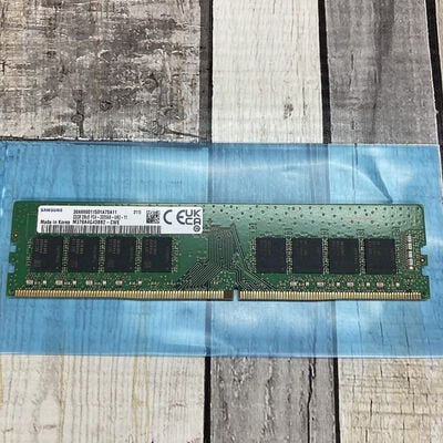 【広島店】中古  Samsung M378A4G43BB2-CWE (DDR4 PC4-25600 32GB) 195868 