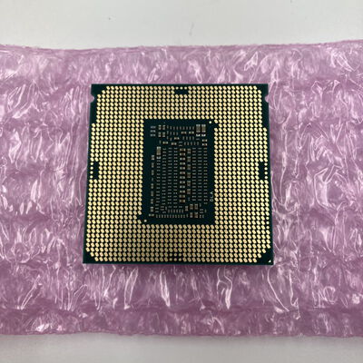 【なんば店】中古  Intel Core i7 9700 (1151/3.00GHz/12M/C8/T8) 140316 