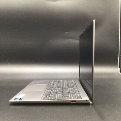 【秋葉原本店】中古  DELL P156G(i5-1235U/16GB/SSD256GB/W11H) 3410011671 