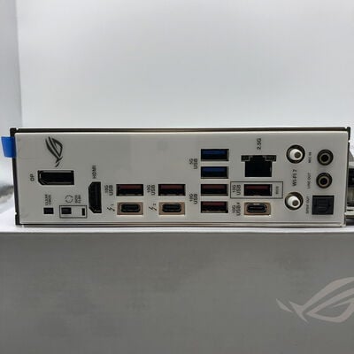 【宇都宮鶴田店】中古  ASUS ROG STRIX Z890-A GAMING WIFI(Z890 1851 ATX DDR5) 172178 