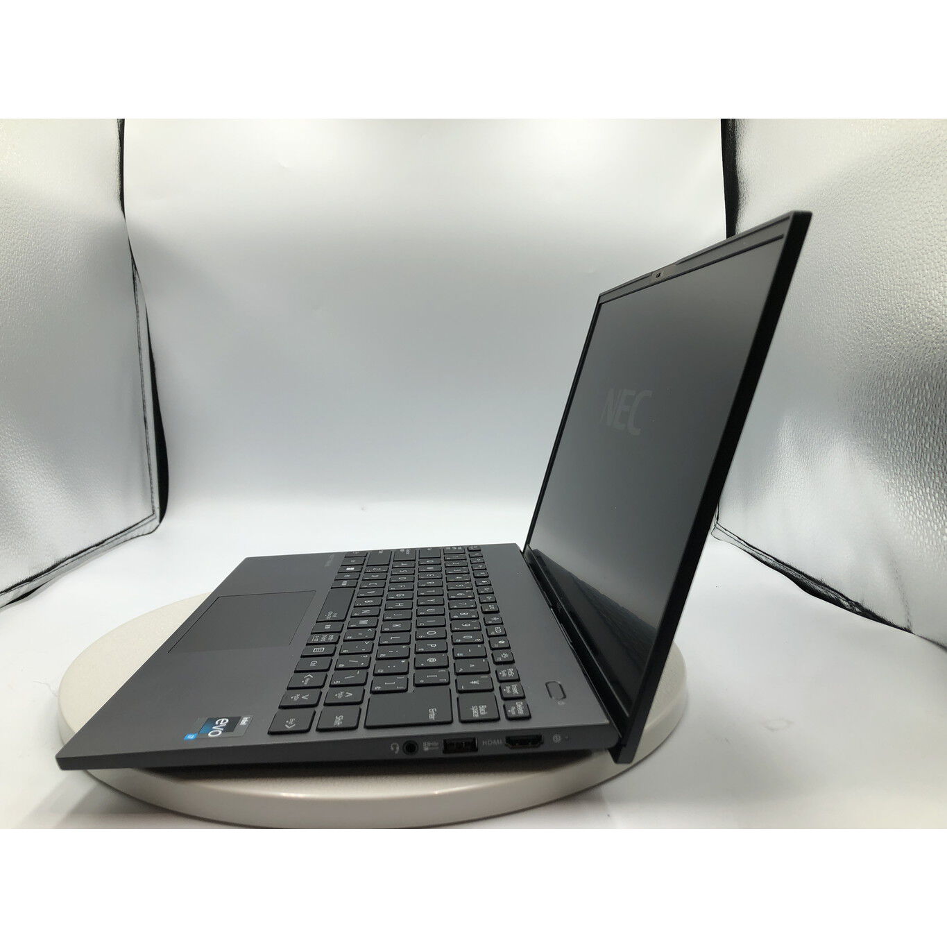 中古 NEC LAVIE NEXTREME Carbon XC750/FAB(i7-1255U/16GB/SSD512GB