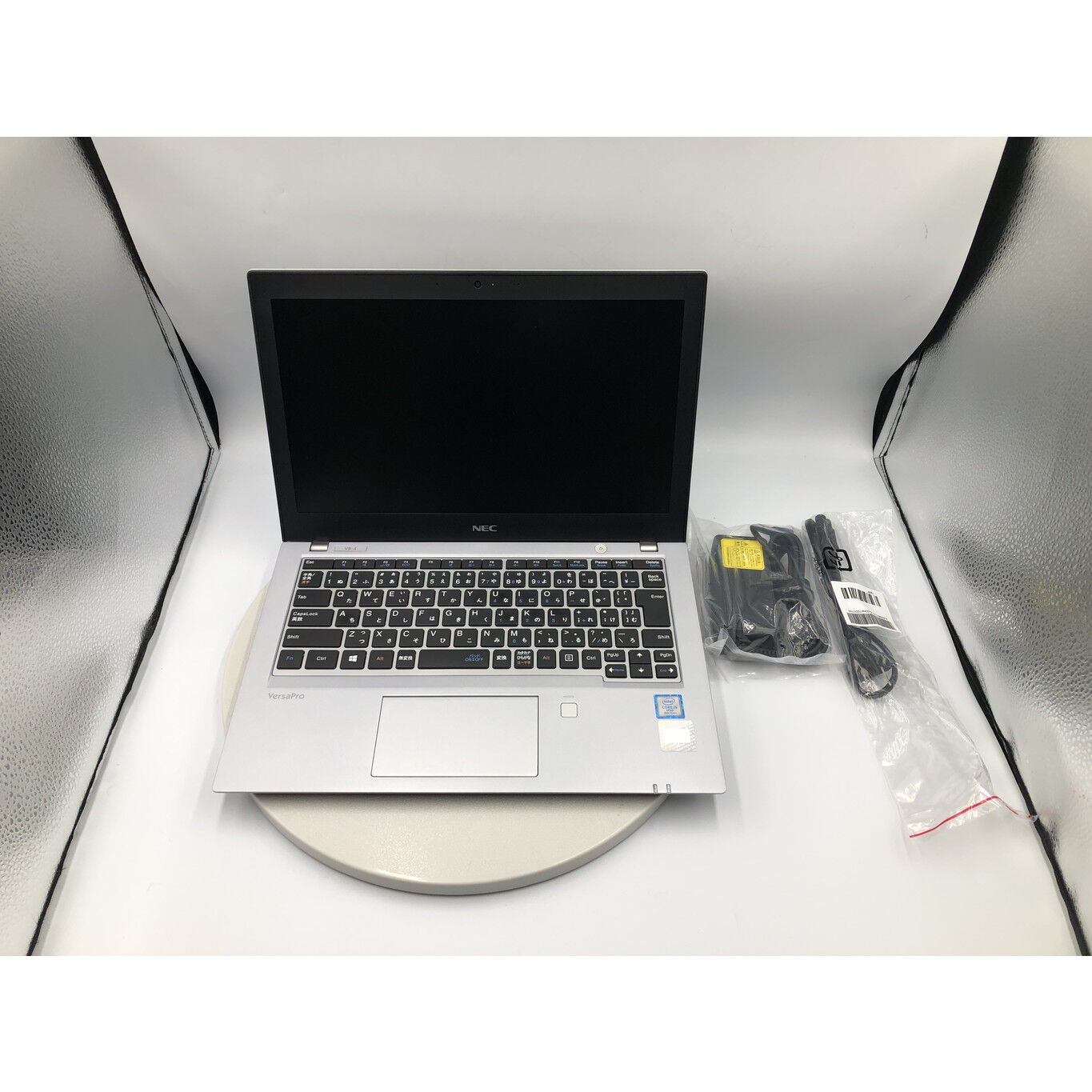 中古 NEC VersaPro タイプVB PC-VKM17BZG4 (Core i5 8350U/8GB