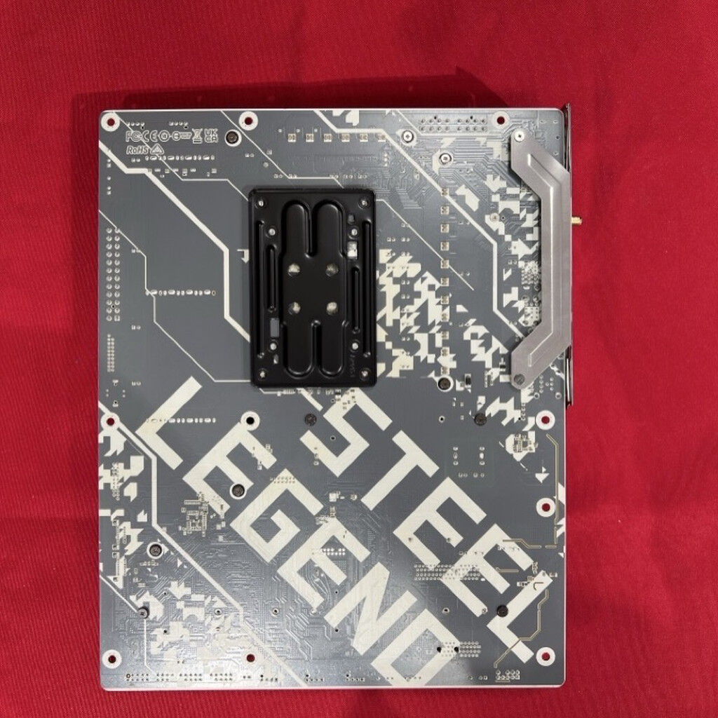 中古 ASRock B650 Steel Legend WiFi (B650 AM5 ATX) 5140000967【4/15