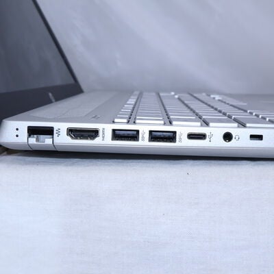 【通販センター】中古  HP Pavilion Laptop 15-cu003TU(Intel Core i5 8250U/8GB DDR4 (PC4)/SSD128GB+HDD1TB/DVDマルチ/オンボード/15.6/1920x1080/Wi-Fi/W11H64 MAR) 202290 