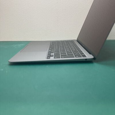 【浦添城間店(沖縄)】中古  Apple MacBook Air 13インチ 2020 (M1 8CPU 8GPU/8GB/512GB) スペースグレイ MGN73J/A 144576 