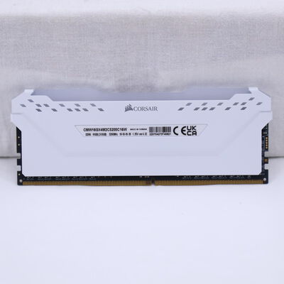 【通販センター】中古  PC4-25600 8GB デスクトップ用(DDR4-3200) 140727 
