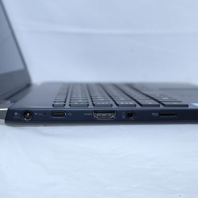 【通販センター】中古  【ジャンク品/保証無/返品質問不可】Dynabook dynabook G83/M PG83MMC4GPBAD21 (Intel Core i5 8350U 1.70GHz/8GB/SSD256GB/-/オンボード/13.3/1920x1080/Wi-Fi/WEBCAM/OSなし) 186780 
