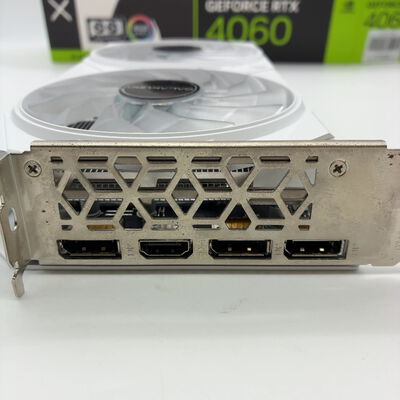 【宇都宮鶴田店】中古  玄人志向 GK-RTX4060-E8GB/WHITE/DF (RTX4060 8GB) 158767 