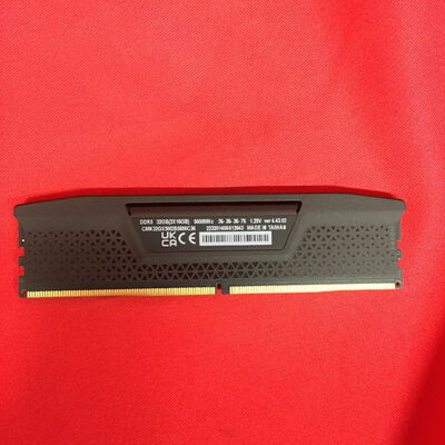 【千葉店】中古  PC5-44800 16GB デスクトップ用 149153 