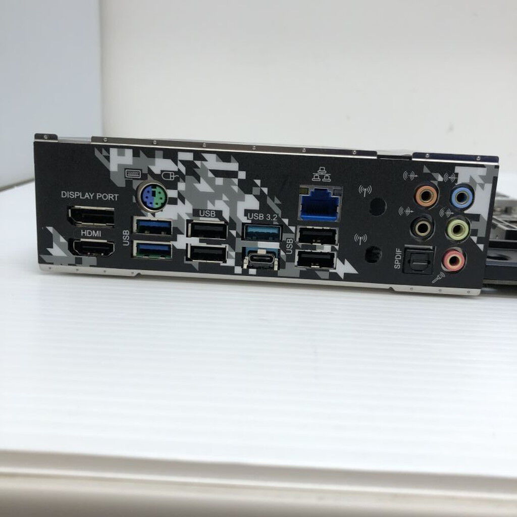 中古 ASRock B550 Steel Legend (B550 AM4 ATX DDR4) 142936 （331633
