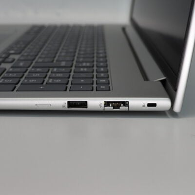 【札幌店】中古  HP EliteBook 660 G11(Intel Core Ultra 7 165U/16GB/SSD512GB/なし/オンボード/16/1920x1200/Wi-Fi/WEBCAM/W11H64 MAR) 183474 