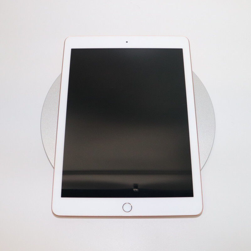 中古 Apple iPad (2018) Wi-Fi 32GB ゴールド MRJN2J/A 136942