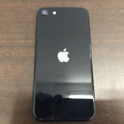 【福山ココローズ店】中古  【docomo版SIMフリー】Apple iPhoneSE 4.7インチ (第3世代) 64GB (ミッドナイト) MMYC3J/A 154836 