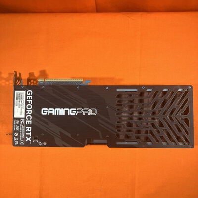 【なんば店】中古  Palit NE7507T019T2-GB2031U(RTX5070Ti GamingPro-S) 3280021946 