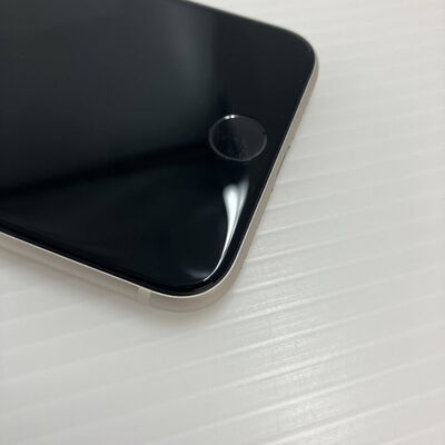 【秋葉原本店】中古  【au版SIMフリー】Apple iPhoneSE 4.7インチ (第3世代) 64GB (スターライト) MMYD3J/A 154840 