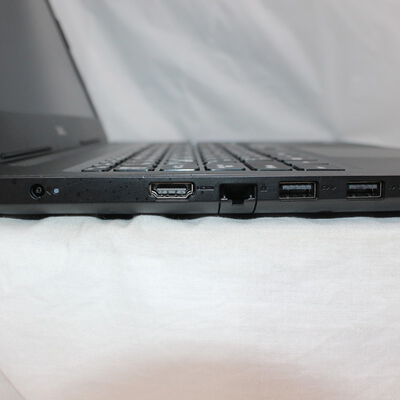 【通販センター】中古  DELL Vostro 3590(Intel Core i5 10210U 1.60GHz/16GB DDR4/SSD256GB/-/オンボード/15.6/1920x1080/GbE/Wi-Fi/WEBCAM/W11P/VBT) 197846 