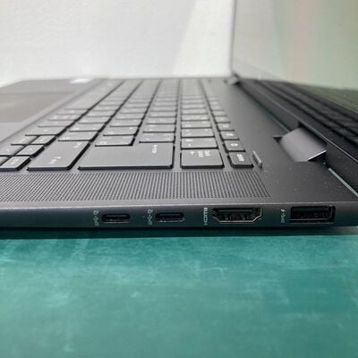 【浦添城間店(沖縄)】中古  HP ENVY 15-ey0001AU(Ryzen 7 5825U/16GB/SSD1TB/15.6/1920&times;1080/W11H) 4780001450 