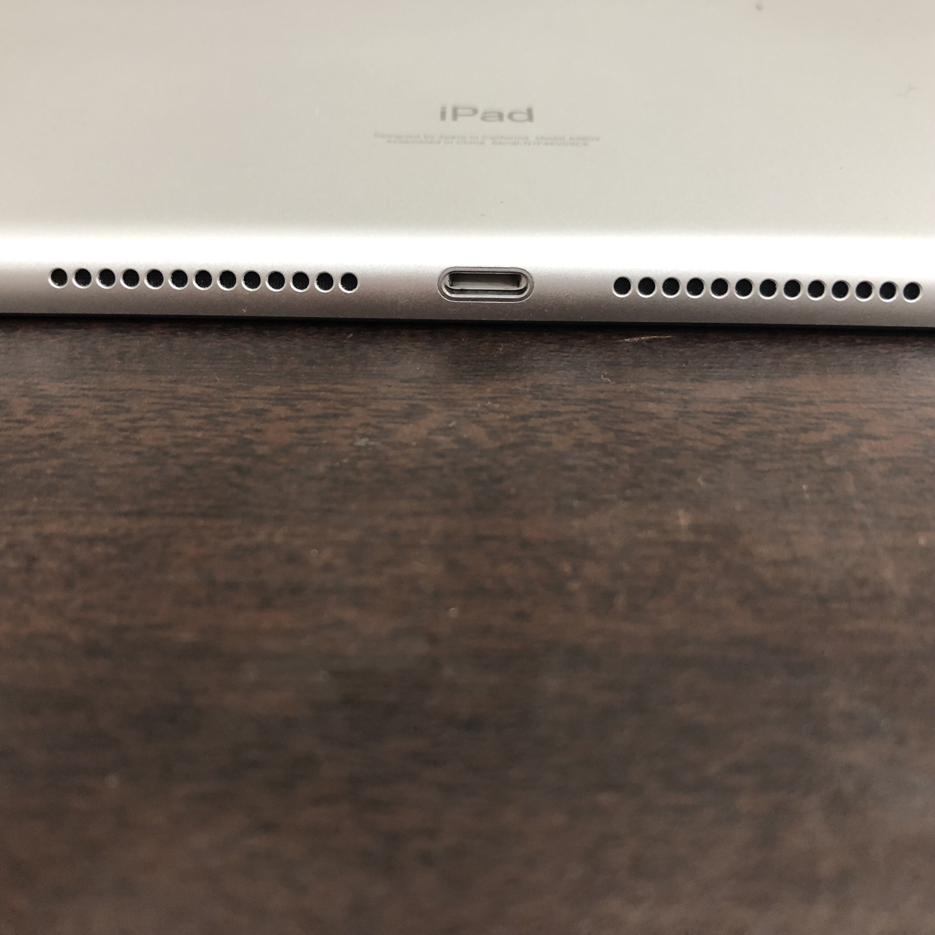 中古 Apple iPad 10.2インチ（第9世代/2021）Wi-Fi 64GB シルバー