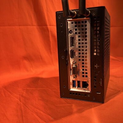 【なんば店】中古  THIRDWAVE mini Regulus AR5 (Ryzen 5 3400G/32GB/SSD512GB/WLAN) 3280021649 