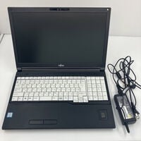 中古  FUJITSU Lifebook　A749(i5-8265U/8GB/SSD256GB/W11P) 3410015589 