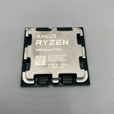 【秋葉原本店】中古  AMD Ryzen 7 7700 (AM5/3.8GHz/40M/C8/T16/65W) 154483 
