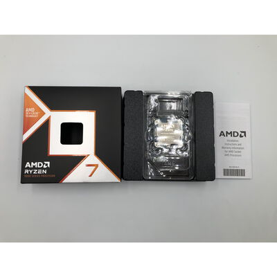 【水戸赤塚店】中古  AMD Ryzen 7 9800X3D (AM5/4.7/104M/C8/T16/120W) 172566 