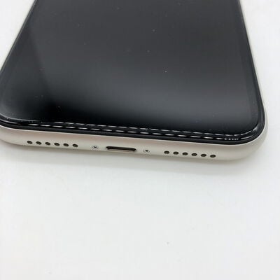 【宇都宮鶴田店】中古  【SIMロック解除済み】【docomo】 Apple iPhone11 128GB (ホワイト) MWM22J/A 155376 