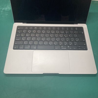 【浦添城間店(沖縄)】中古  MacBook Pro MRX83J/A 
(14インチ/M3/2023/36GB/1TB) 3290006212 