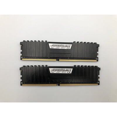 【水戸赤塚店】中古  Corsair CMK16GX4M2A2666C16(DDR4 PC4-21300 8GB 2枚組) 4680003679 