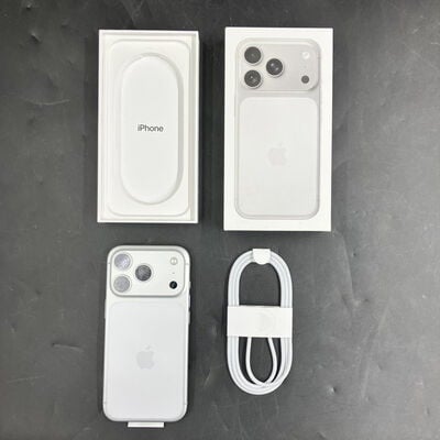 【大須店】中古  Apple iPhone17 Pro 256GB シルバー 【国内版SIMフリー】 MG854J/A 182993 