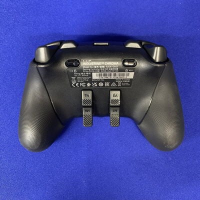 【横浜駅前店】中古  Razer Wolverine V2 Chroma (RZ06-04010100-R3M1) 3400008043 