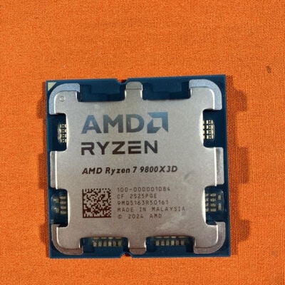 【なんば店】中古  AMD Ryzen 7 9800X3D (AM5/4.7/104M/C8/T16/120W) 172566 