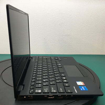 【佐賀南部バイパス店】中古  FUJITSU LIFEBOOK U9312/J(i5-1245U/16GB/SSD256GB/オンボード/13.3/1920x1080/W11P) 5250001096 