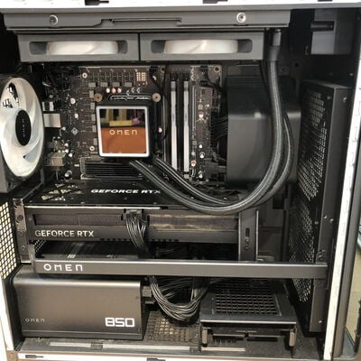 【姫路店】中古  OMEN 35L Gaming Desktop GT16-0010jp （i7-14700F/32GB/4070TiSuper/2TB/WIn11H/） 4740000757 
