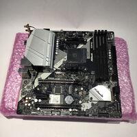 中古  ASRock B550M WiFi (B550 AM4 mATX DDR4) 4560001074 