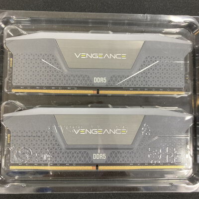 【大宮店】中古  CMK64GX5M2B5600Z40 1250006950 