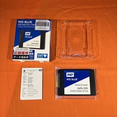 【なんば店】中古  W.D Blue 3D WDS250G2B0A (SATA3 250GB) 3280021477 