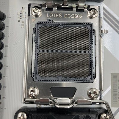 【なんば店】中古  ASRock B850 Steel Legend WiFi (B850 AM5 ATX DDR5) 175464 