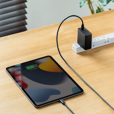 サンワサプライ  ACA-PD91BK (USB PD対応AC充電器 PD65W・Type-Cケーブル付き) 