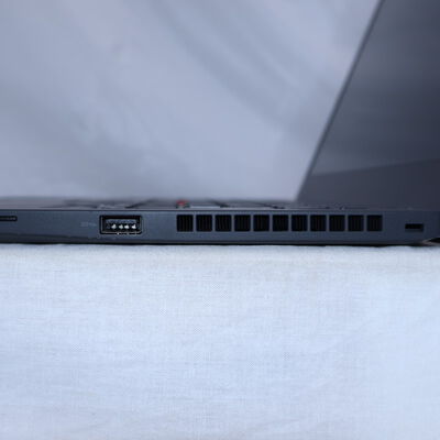 【通販センター】中古  Lenovo ThinkPad T14s Gen 2(Intel Core i5 1145G7 2.60GHz/16GB DDR4/SSD256GB/-/オンボード/14/1920x1080/Wi-Fi/WEBCAM/W11H/VBT) 203285 